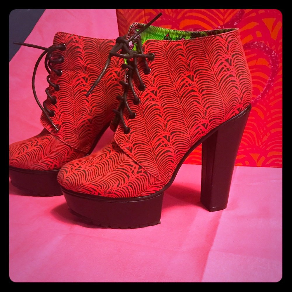 Island Vibe Platform Bootie