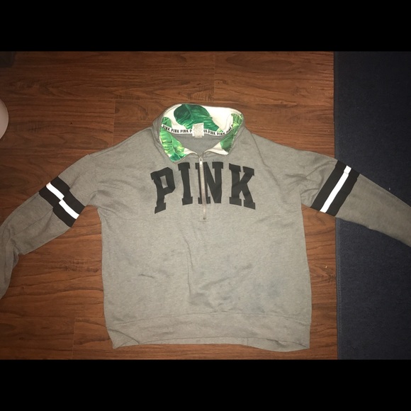 Victoria Secret PINK Sweatshirt - Picture 1 of 2