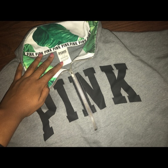 Victoria Secret PINK Sweatshirt - Picture 2 of 2