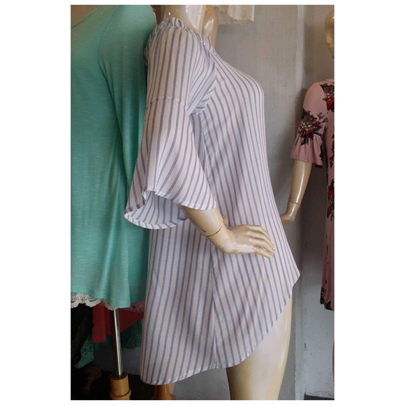 Bell Sleeve Top - Picture 7 of 8