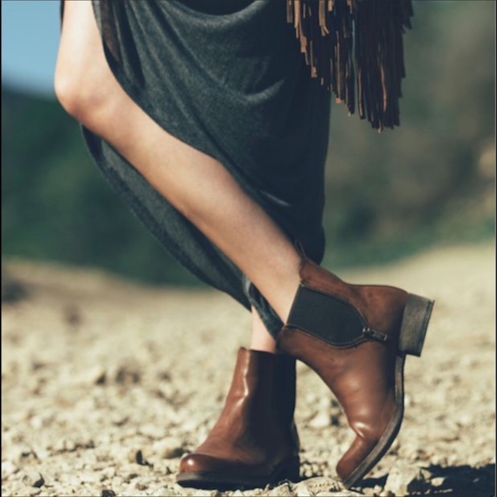 Vintage Distressed Hipster Booties - Picture 7 of 8