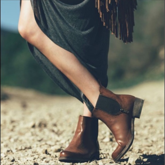 Vintage Distressed Hipster Booties - Picture 7 of 8