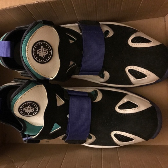 Nike Other - Men Air Trainer Huaraches 94