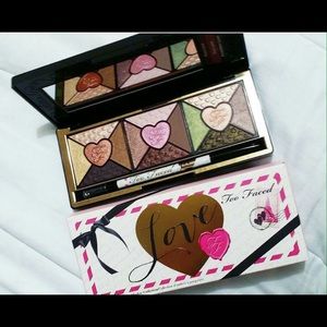 TOO FACED LOVE PALETTE