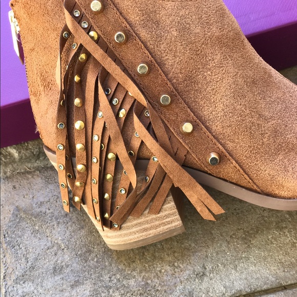 Fringe and Studs Western Ankle Booties - Picture 5 of 6