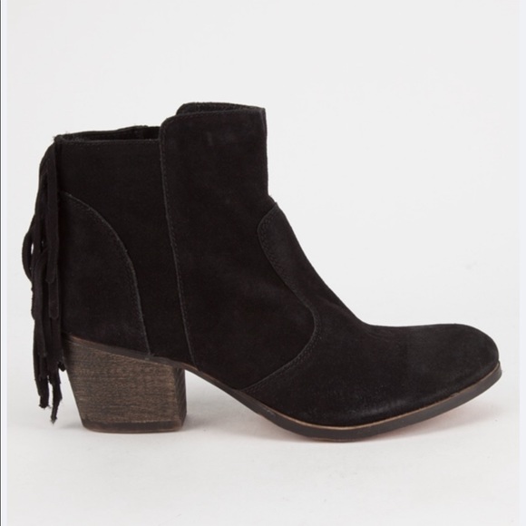 NIB Leather Fringe Tassel Boho Chic Booties - Picture 4 of 6