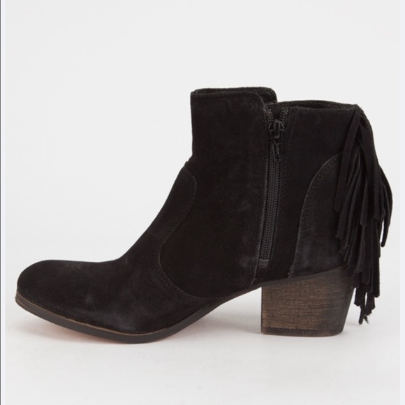 NIB Leather Fringe Tassel Boho Chic Booties - Picture 5 of 6