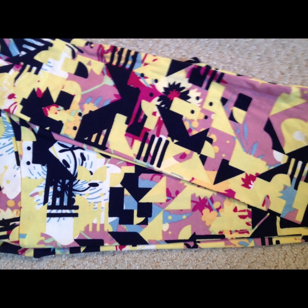 BNWT LLR one size leggings!