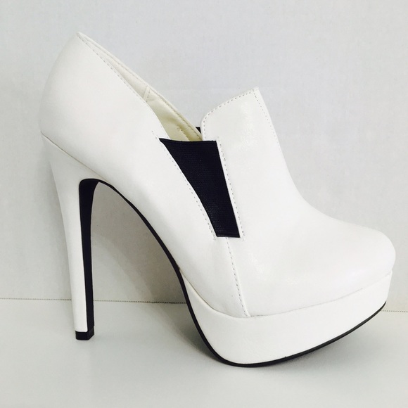 White & Black Stretch Platform Wedge High Heels! - Picture 2 of 8