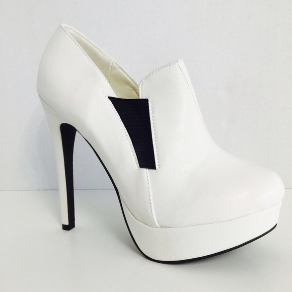 White & Black Stretch Platform Wedge High Heels! - Picture 3 of 8