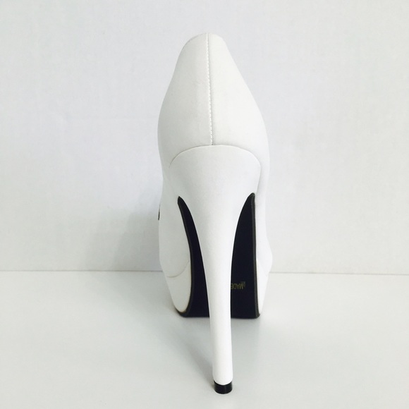 White & Black Stretch Platform Wedge High Heels! - Picture 7 of 8