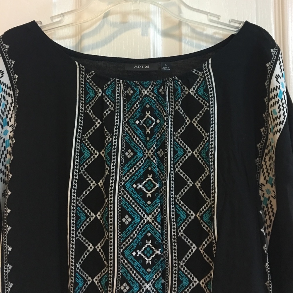 Apt.9 multi top
