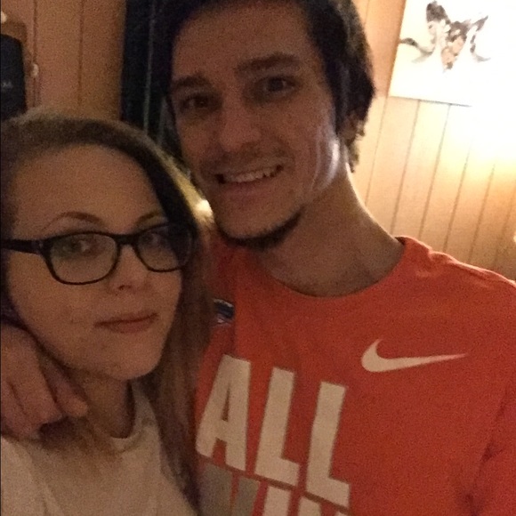 Meet your Posher, Danielle - Picture 3 of 7