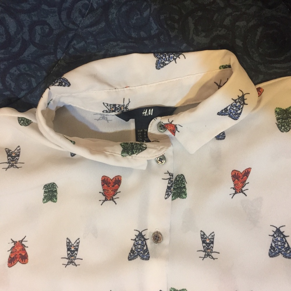 Cute Moth-Patterned Blouse