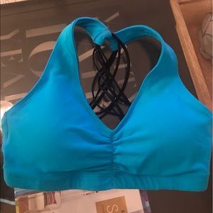 Beyond Yoga Strappy Twist Back Bra