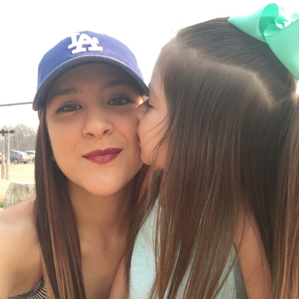 Meet your Posher, Ibeth