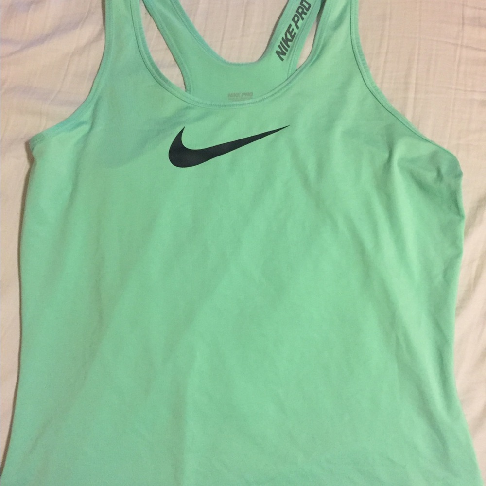 Nike pro dri-fit tank