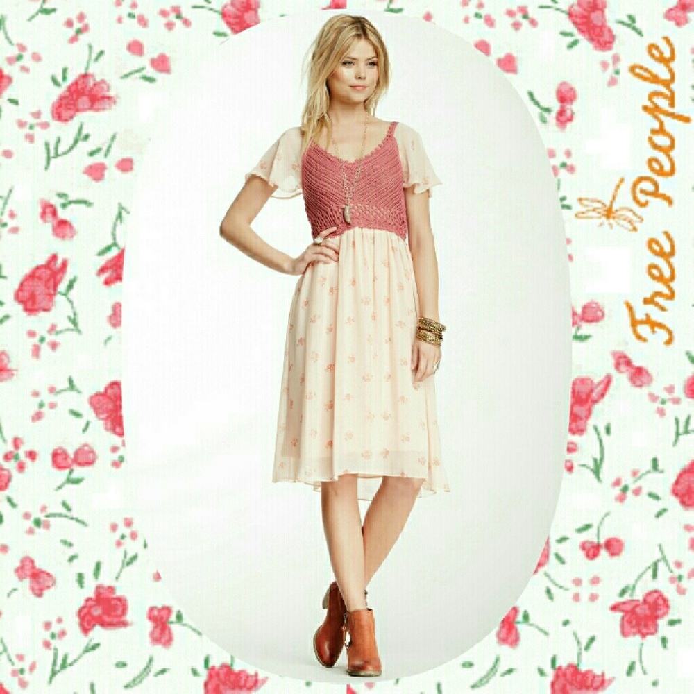 ❌SOLD❌ Mixed Media Romantic Knee Length Dress