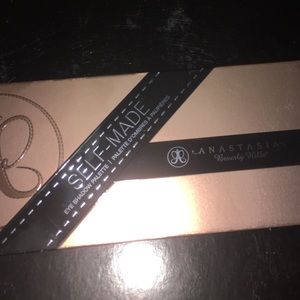 Anastasia Beverly Hills Self - Made Palette
