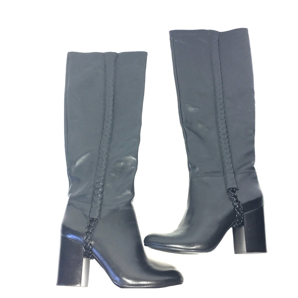 VERO CUOIO black boots with chain accent
