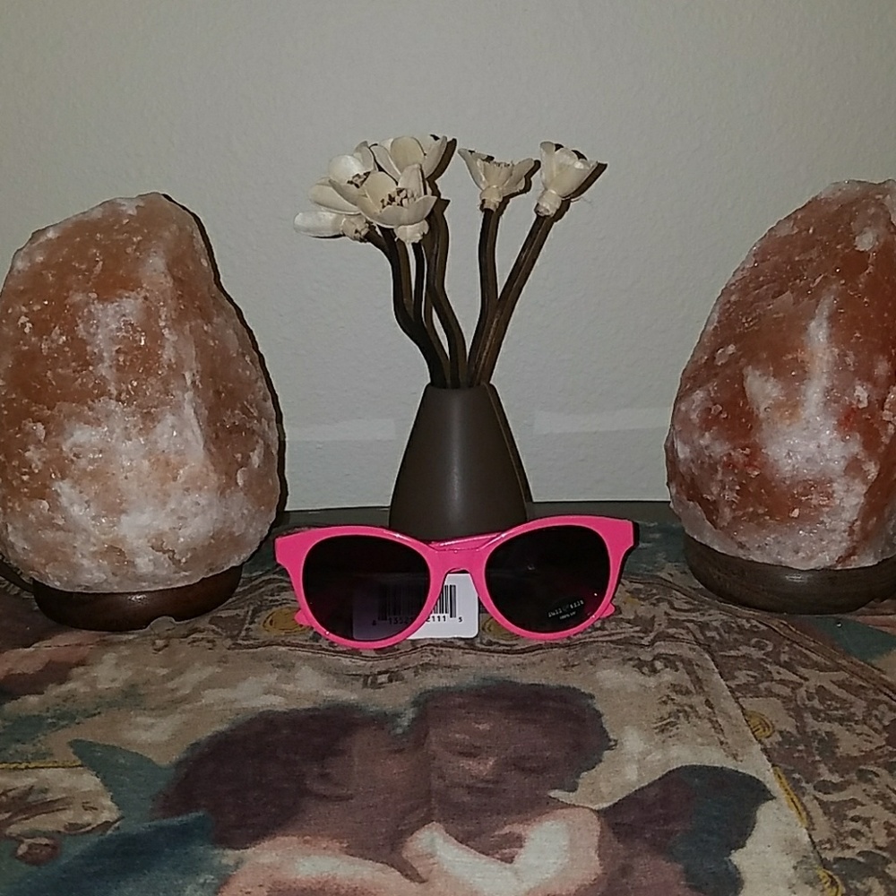 🌅SALE🌅NWT Hot Pink UV400 Protection Sunnies