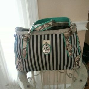 Henri Bendel hand bag tote