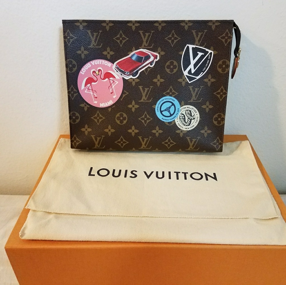 (Sold on FB) Authentic LV World Tour Toiletry 26