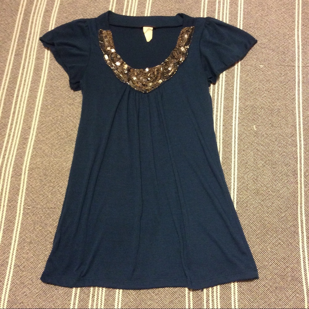 Teal top with sequin detail--sz S