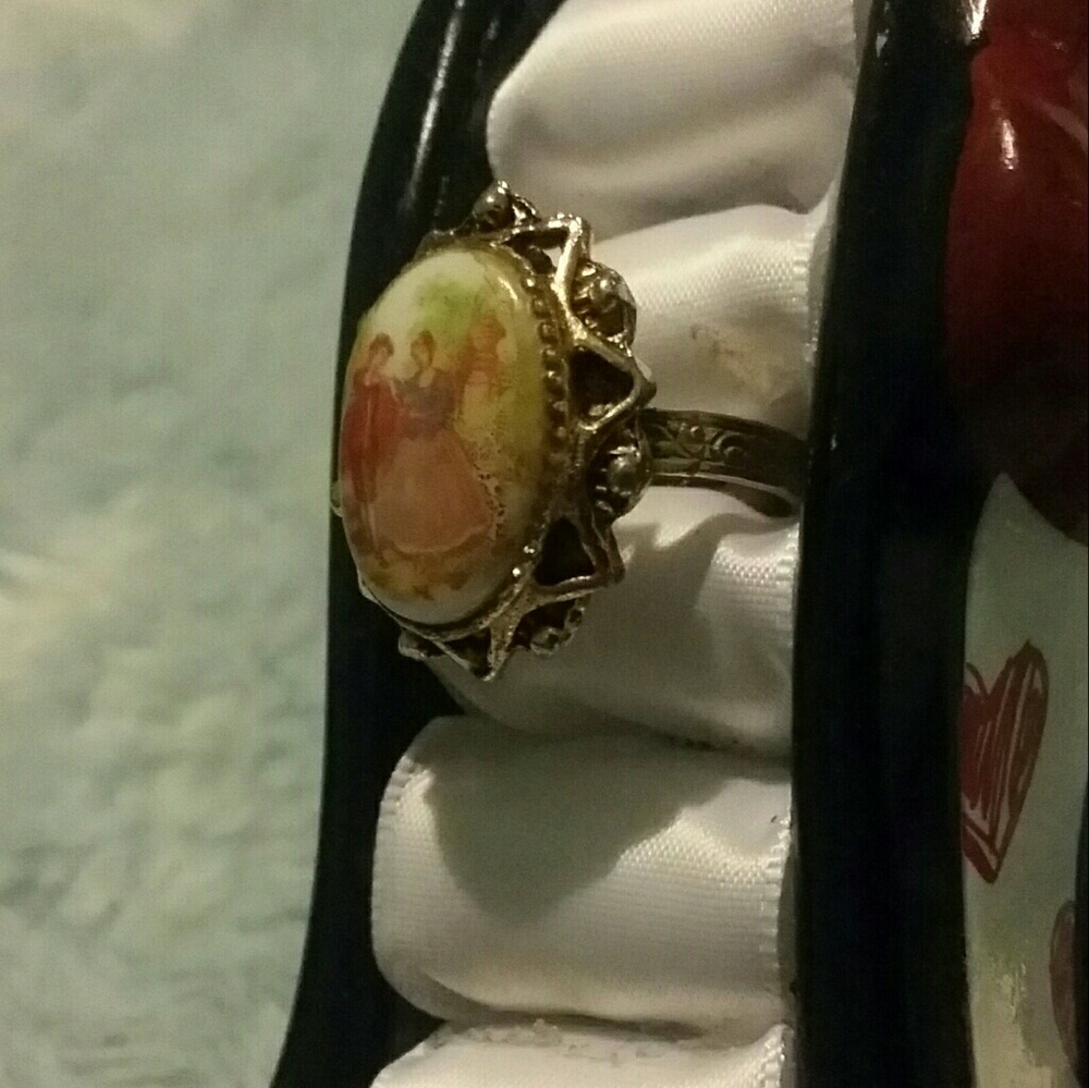 Vintage ring - Picture 2 of 3