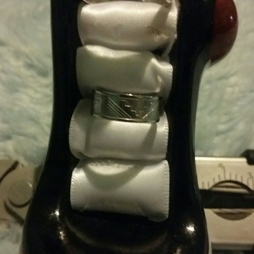 Silver etched ring