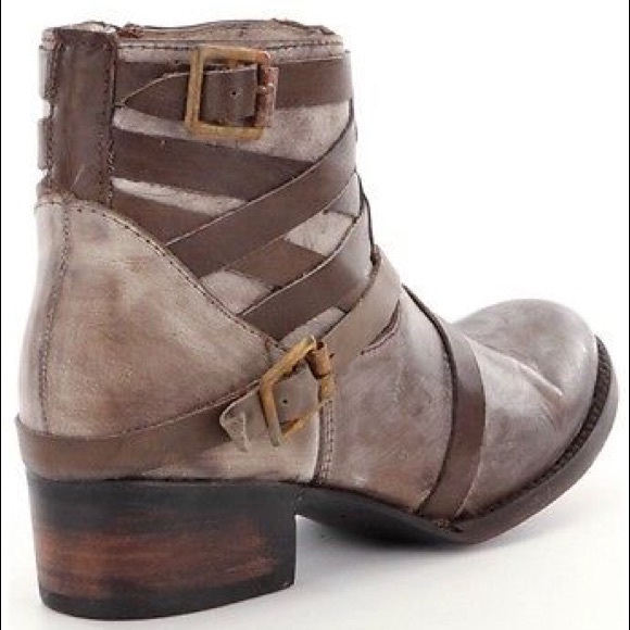 Freebird by Steven Leather Distressed Sammi Boot - Picture 5 of 8