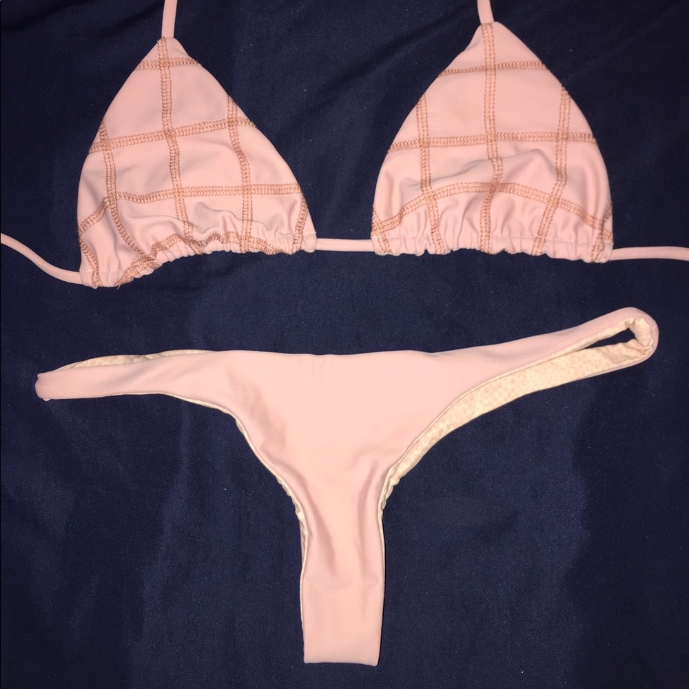 Acacia Sunrise Humuhumu Top