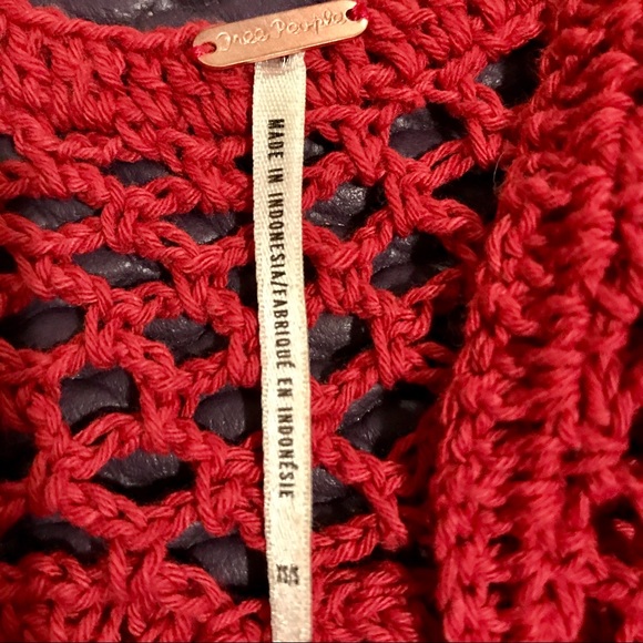 Red crochet romper - Picture 4 of 4