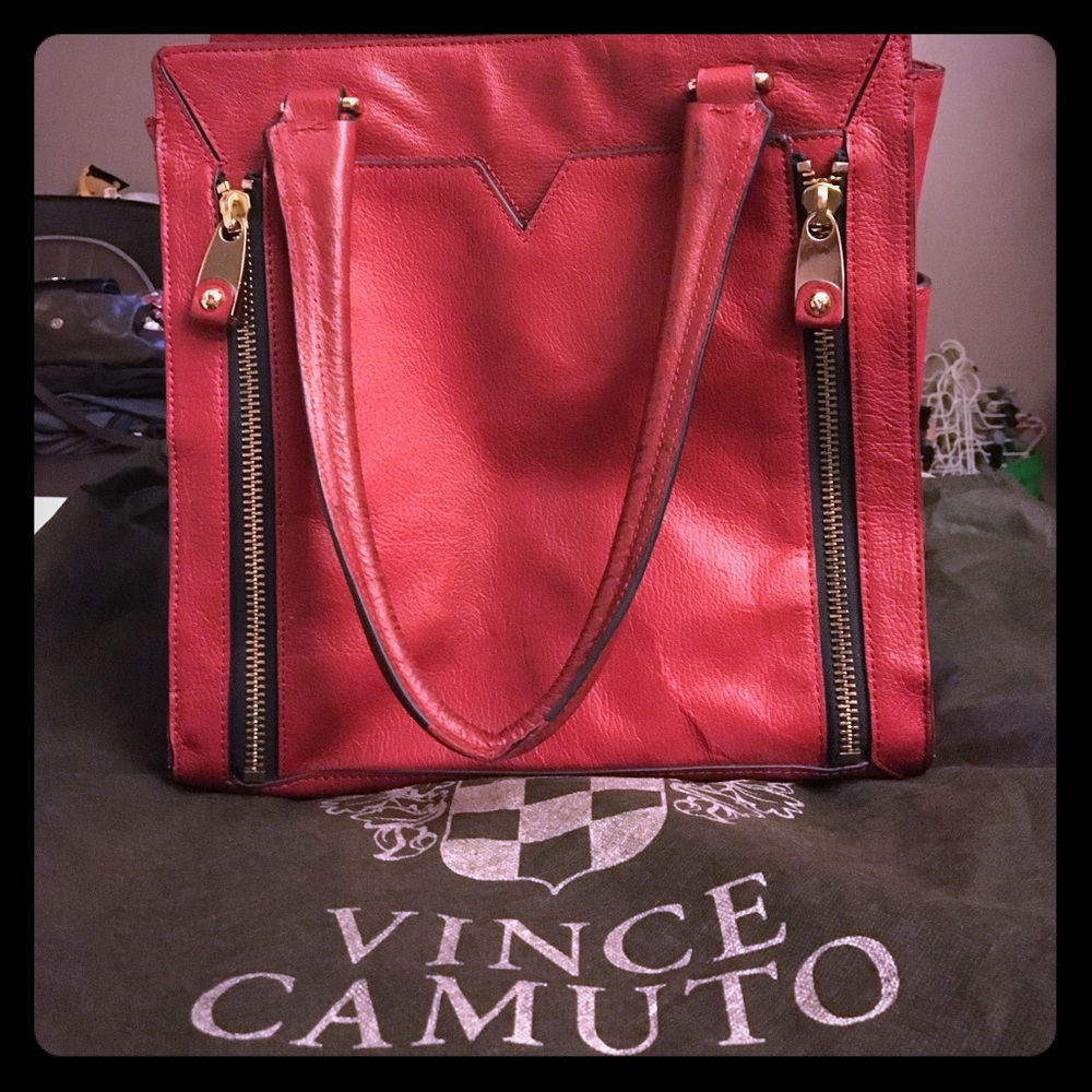 Authentic Vince Camuto red leather large tote 👜