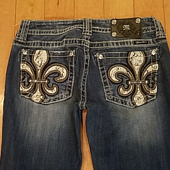 Miss Me Snakeskin & Embellished Fleur De Lis Jeans - Picture 2 of 8