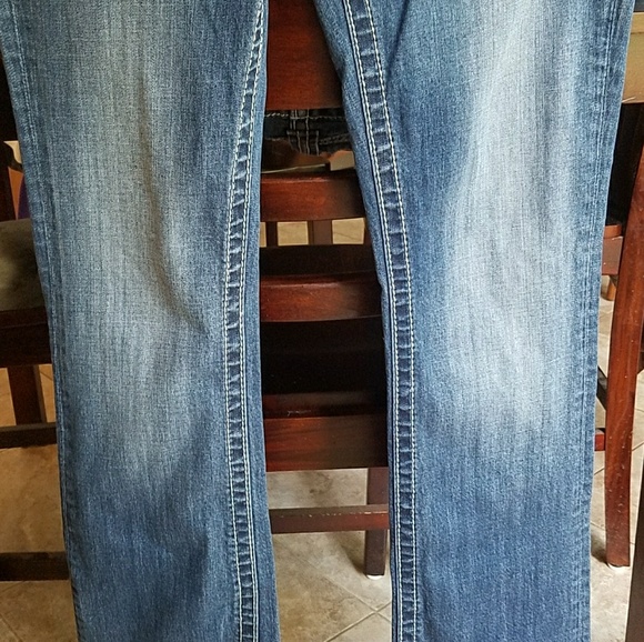 Miss Me Snakeskin & Embellished Fleur De Lis Jeans - Picture 8 of 8