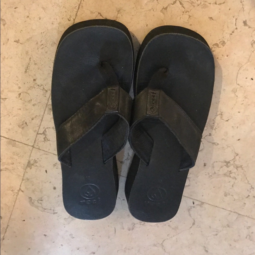 Reef flip flops