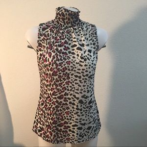 Pink, Black, & white sleeveless top