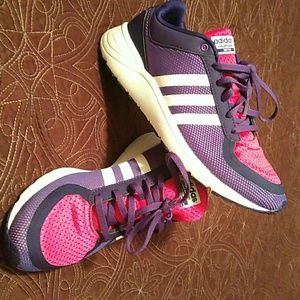 FLASH SALE!!!!   Adidas cloudfoam