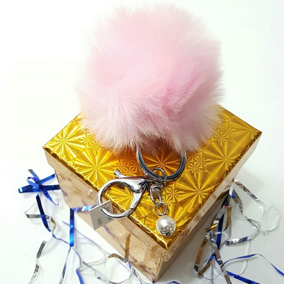 2 Pieces Fluffy Pom Pom & Free Cute House Gift ♡ - Picture 2 of 4