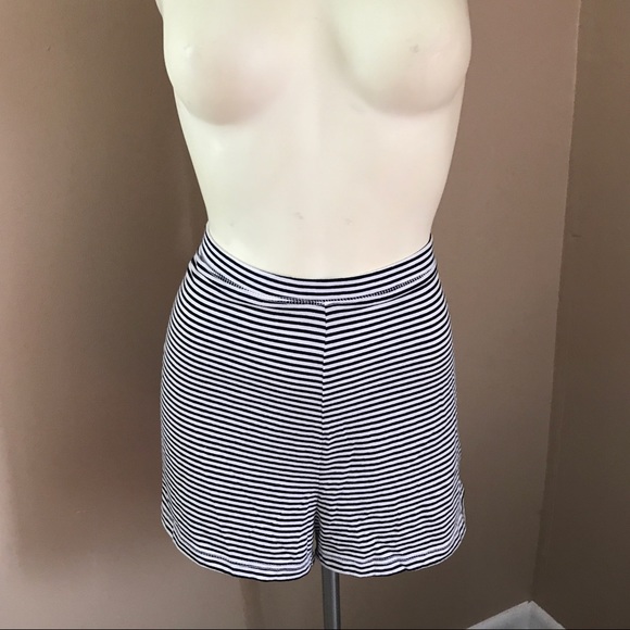 NWT Pj’s Shorts OLD NAVY - Picture 2 of 5