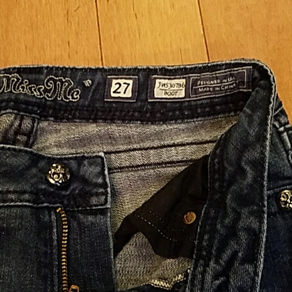 Miss Me Leather Rivet Embellished Boot Cut Jeans - Picture 6 of 7