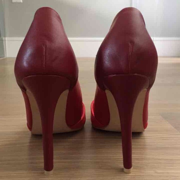 Ombré red leather scallop pointy pumps Valentino - Picture 4 of 4