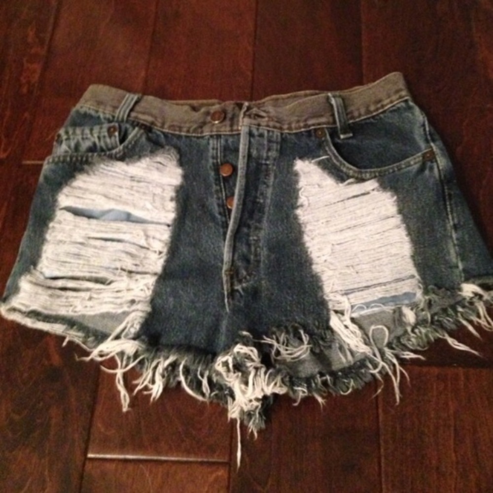 First of a Kind high waisted short - NEVER WORN!