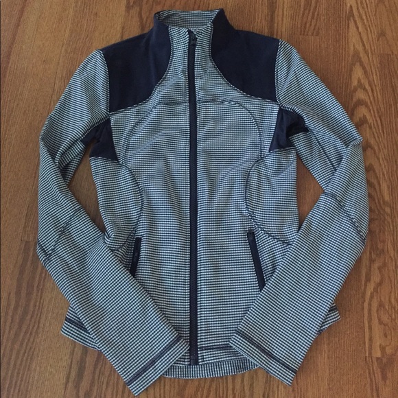 lululemon athletica Jackets & Blazers - Lululemon zip up