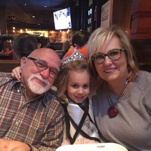 Meet your Posher, Sherry