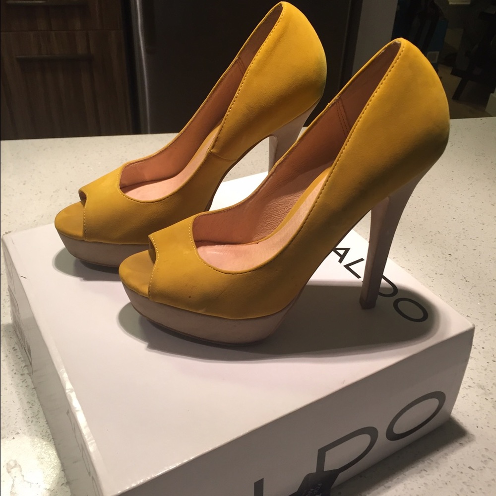 Aldo Yellow Heels