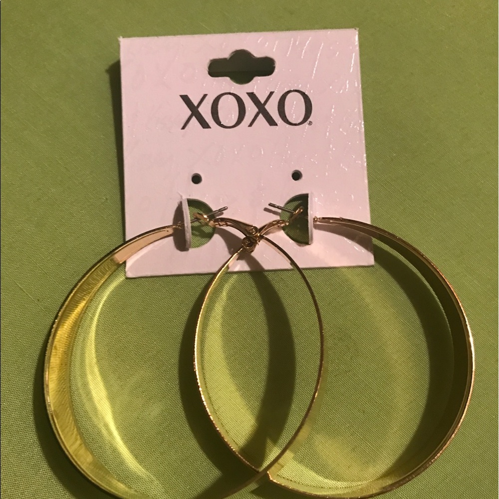 Gold earrings