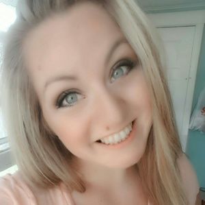 Meet your Posher, Bri