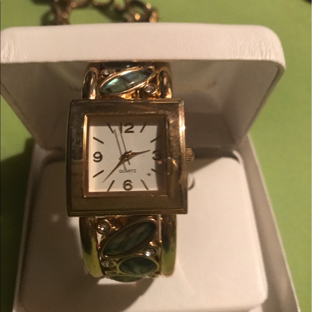 Bracelet watch